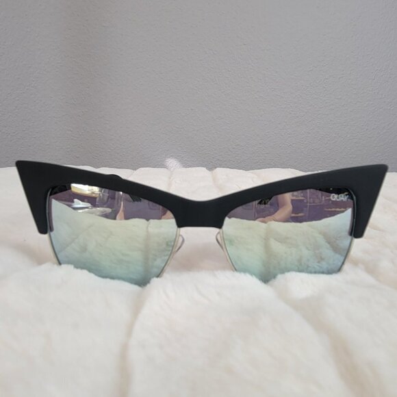 QUAY // ltd ed desi perkins collaboration retro-glam mint mirrored lens cateyes main image 11